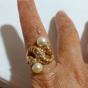 Vintage Dramatic Twist Rope Costume Ring Accented W/ Faux Pearls Paved Crystal